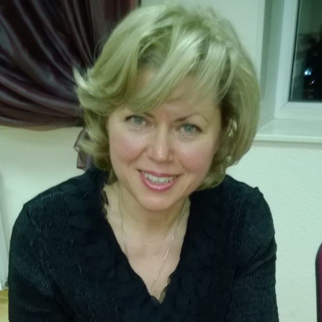 <a href="https://xn--c1abejadkjbokec7apl8e4h.xn--p1ai/literatura/#tab404447" target="_blank">Русская литература</a><br><span style="font-weight: 400;">Мокрова Елена Геннадьевна</span><br>